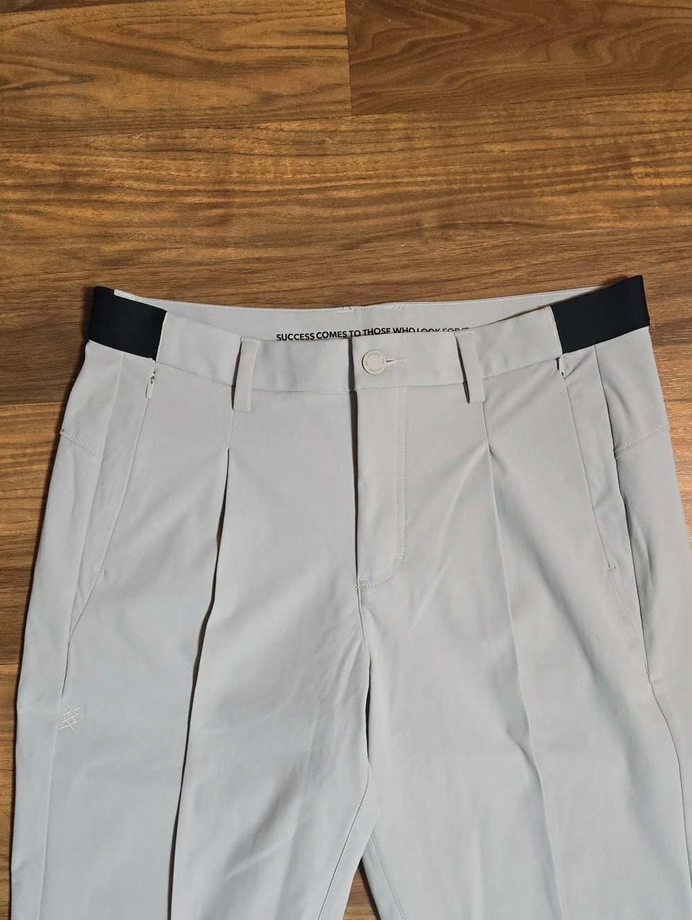 Rhone Commuter Pants - Pleated Front (Style 101951)